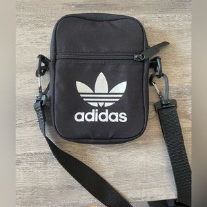 Adidas original Crossbody bag. black/white